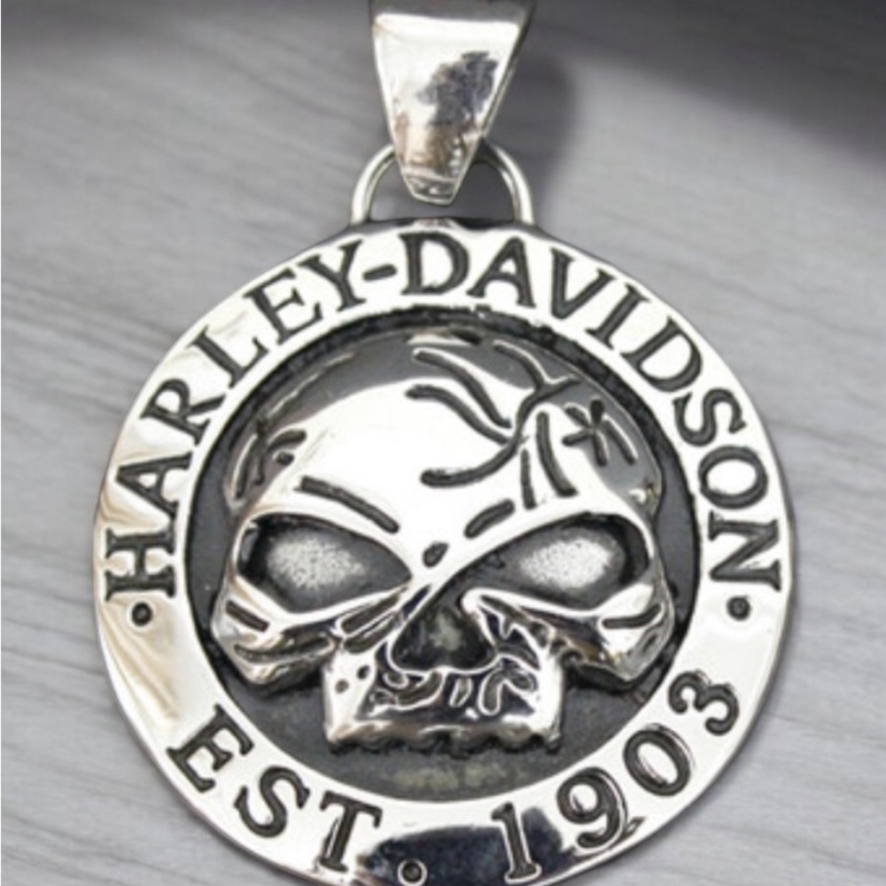 Pendant - Picture 2 of 2